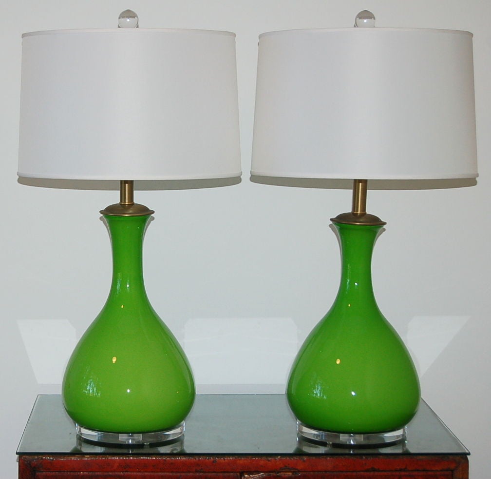 Mid-Century Modern Pair of Vintage Murano Lamps of Apple Green by the Marbro Lamp Company For Sale