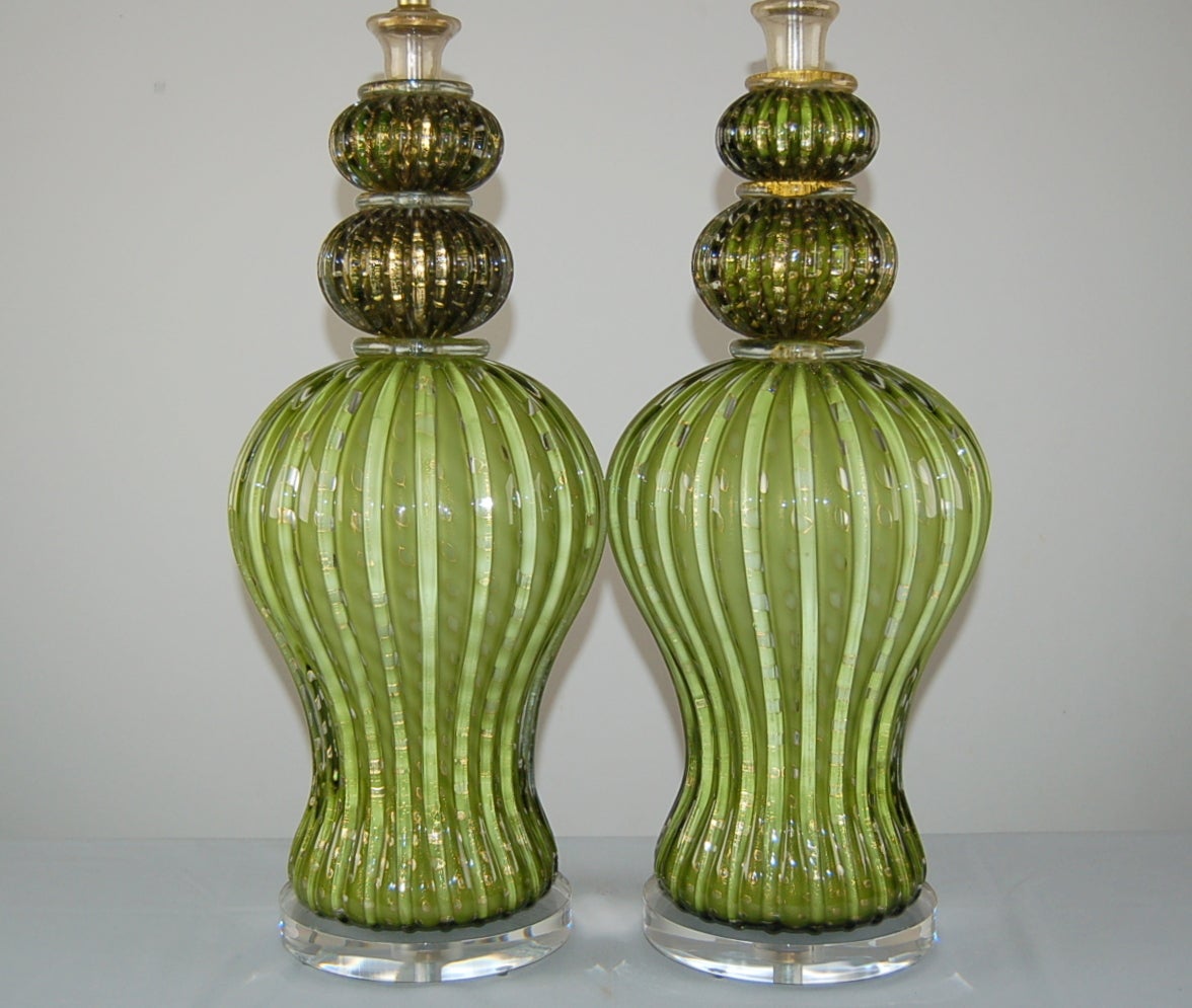 Hollywood Regency Green Murano Table Lamps with Gold For Sale