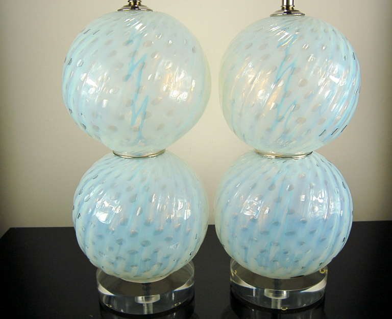 Pair of Vintage White Opaline Murano Ball Lamps with Controlled Bubbles In Excellent Condition In Little Rock, AR