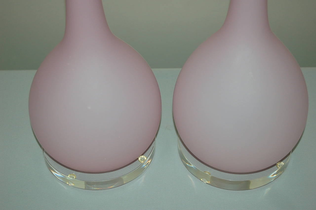 Mid-20th Century Pair of Vintage Murano Long Necked Lamps by Seguso in Orchid