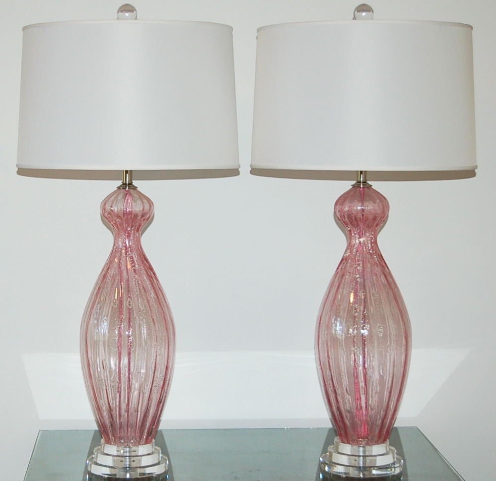 Mid-Century Modern Pair of Vintage Murano Lamps in Cotton Candy Pink with Silver For Sale