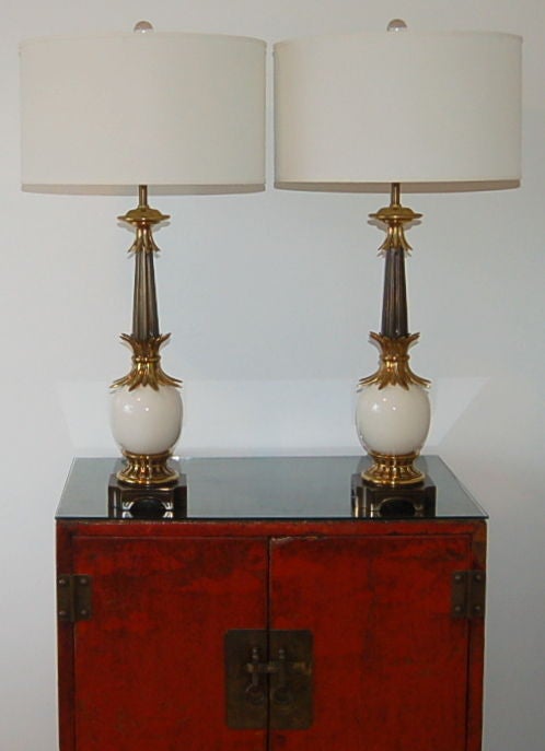 Pair of Stiffel Ostrich Egg Lamps from the 1950s For Sale 3