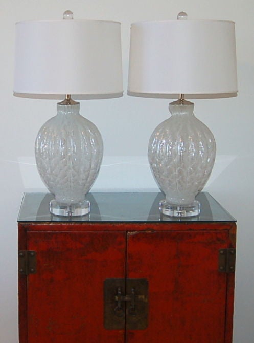 Matched Pair of Vintage Murano Pulegoso Lamps by Galliano Ferro in White  For Sale 3