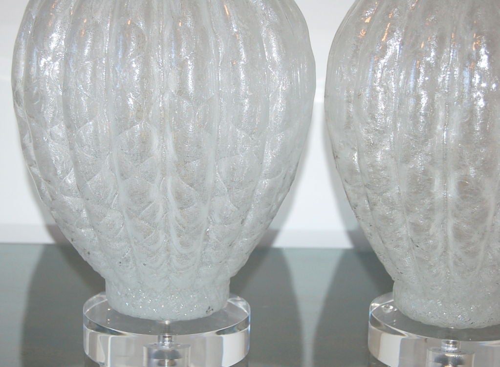 Italian Matched Pair of Vintage Murano Pulegoso Lamps by Galliano Ferro in White  For Sale