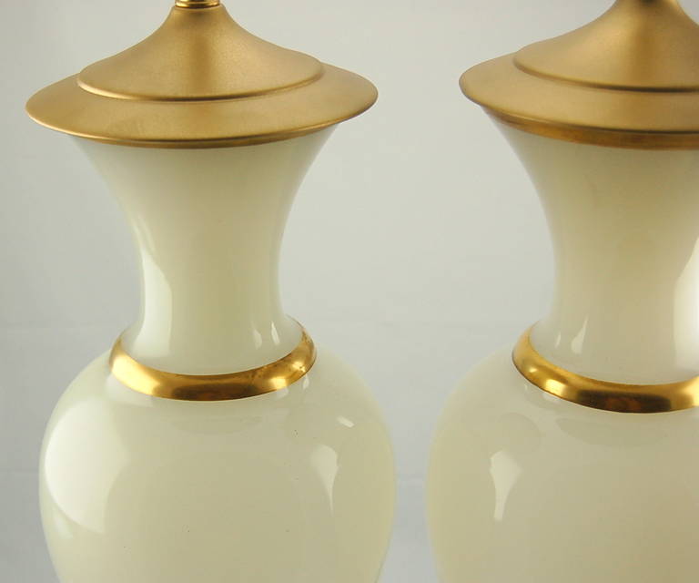 Pair of Vintage Murano White Opaline Table Lamps with Gold Bands In Excellent Condition For Sale In Little Rock, AR