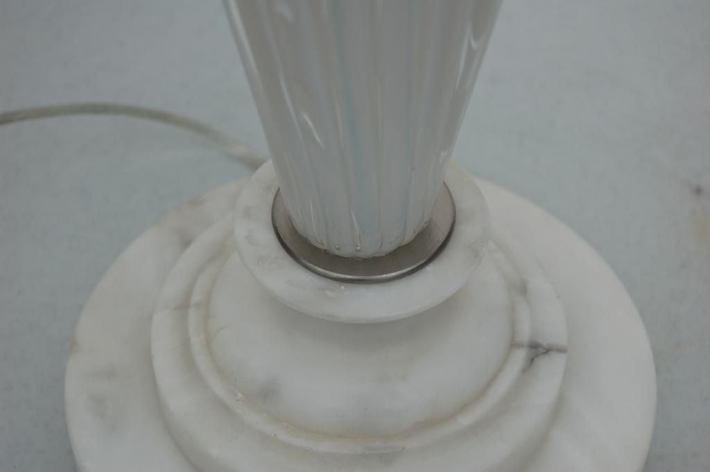 Mid-Century Modern White Opaline Murano Teardrop Table Lamp Barbini For Sale