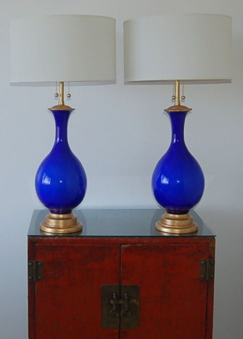 Matched Pair of Vintage Cobalt Murano Lamps by Marbro For Sale 4