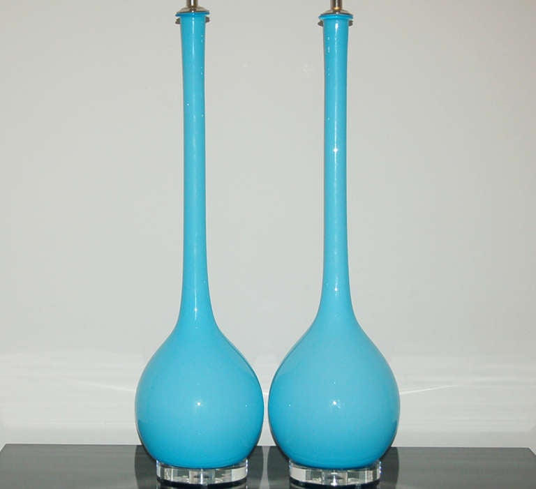 Italian Pair of Vintage Murano Long Neck Lamps in TBird Blue by Seguso For Sale