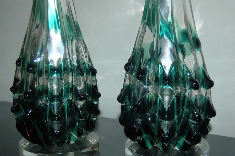 Mid-20th Century Pair of Vintage Murano Lamps with Emerald Ribbons For Sale