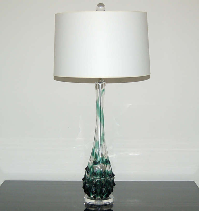 Mid-Century Modern Pair of Vintage Murano Lamps with Emerald Ribbons For Sale