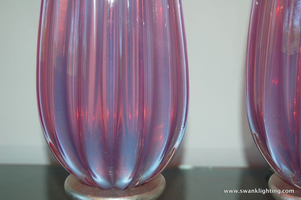 Pair of Vintage Murano Lamps In Lavender Pink Opaline In Excellent Condition In Little Rock, AR