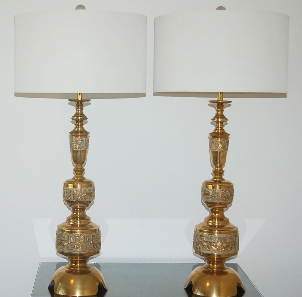 Intricately Carved Vintage Brass Table Lamps a La James Mont In Excellent Condition For Sale In Little Rock, AR