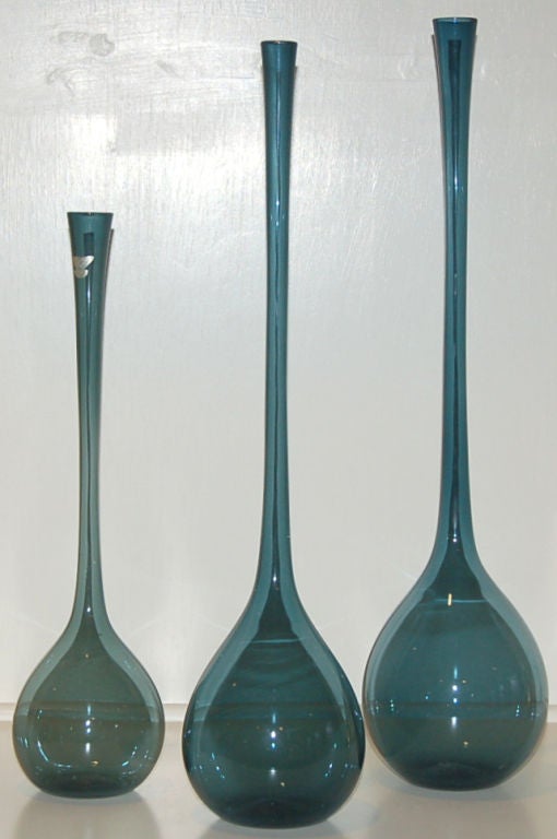 Mid-20th Century Set of Three Swedish Blown Glass Vases by Arthur Percy