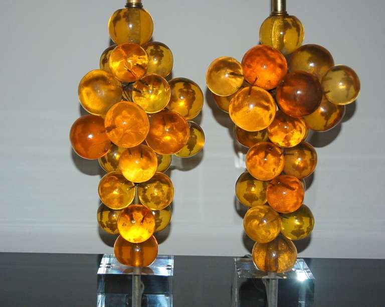 Pair of Vintage Resin Bubble Lamps by Silvano Pantani, 1966, in Butterscotch In Excellent Condition For Sale In Little Rock, AR