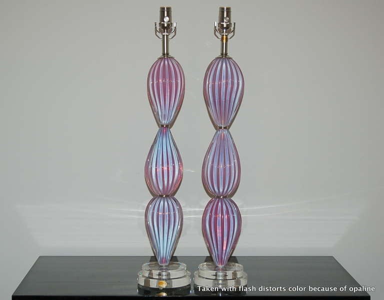 Pair of Vintage Teardrops of Pink Opaline Murano Lamps In Excellent Condition In Little Rock, AR