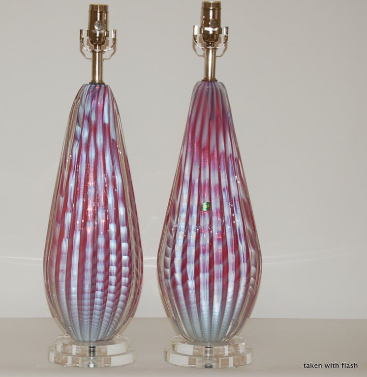 Mid-Century Modern Rare Pair of Opaline Striped Murano Lamps in Cotton Candy For Sale