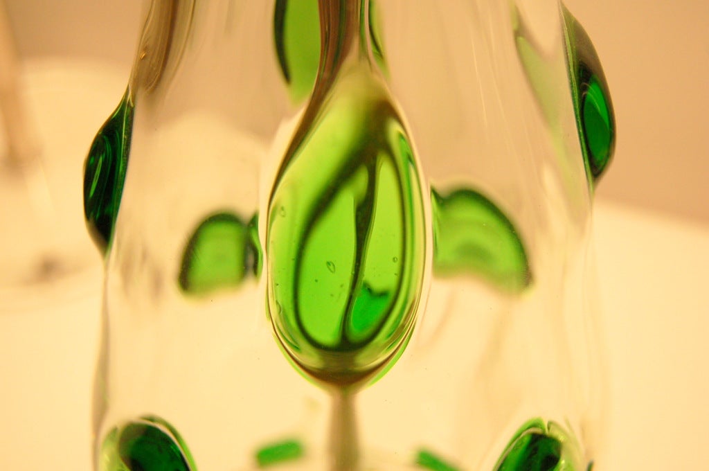 Brass Pair of Vintage Murano Lamps with Emerald Green Prunts For Sale