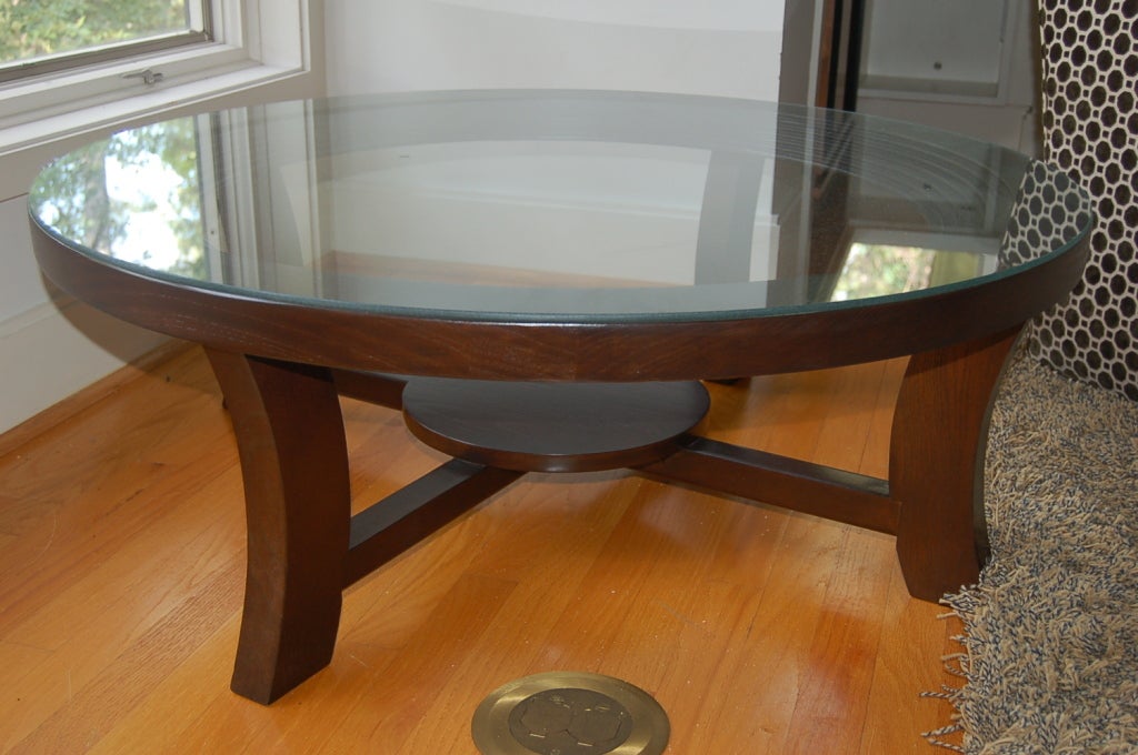 Beautifully restored vintage coffee table in rich chocolate brown with cerused finish, designed by Paul Frankl for Brown Saltman. The grain on this table is insane and the ceruse finish really shows it out.

The table is just over 14 inches tall