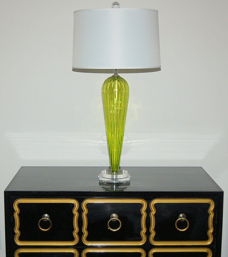 Yellow Green Pair of Handblown Lamps by Joe Cariati In Excellent Condition For Sale In Little Rock, AR