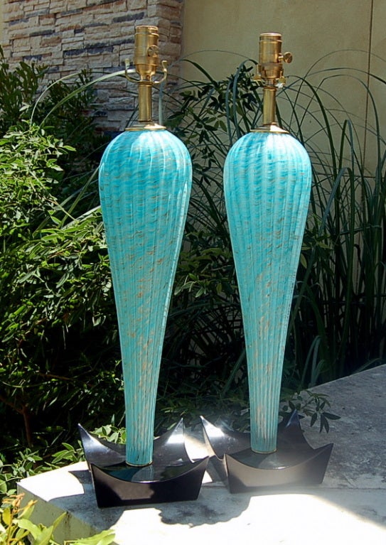20th Century Archimede Seguso - Turquoise and Gold Murano Lamps on Black Lacquer For Sale