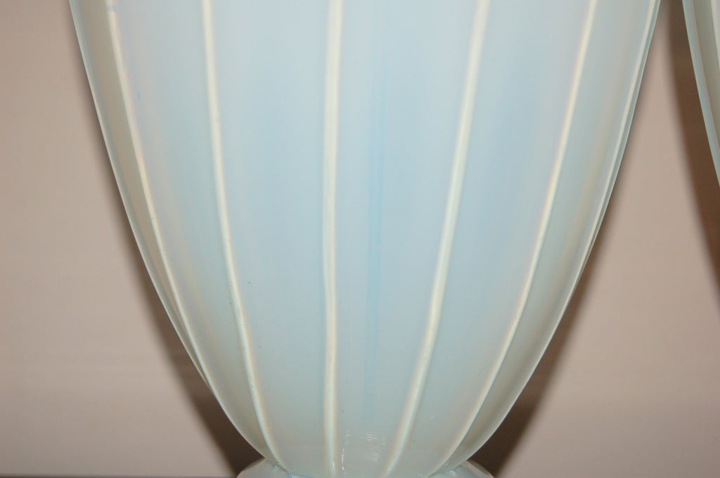 20th Century The Marbro Lamp Company - Vintage White Opaline Murano Lamps For Sale