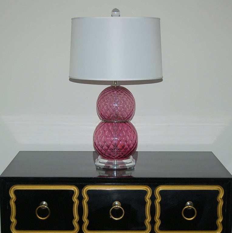 Lucite Pair of Vintage Murano Stacked Ball Lamps in Cranberry For Sale