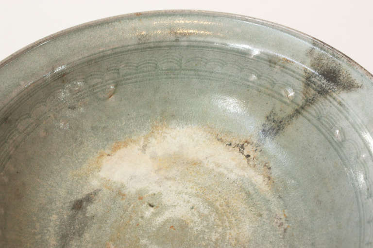 Chinese Export Dish Recovered from the Wreck of the Tek Sing 2
