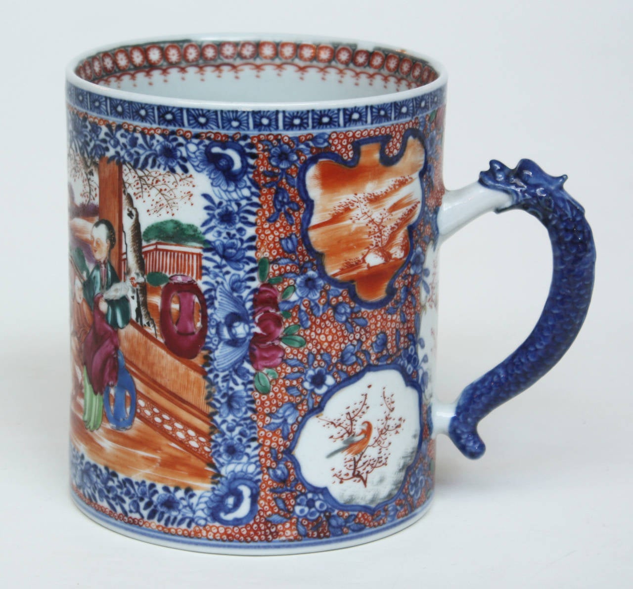 Large 18th Century Chinese Export Porcelain Mandarin Tankard In Good Condition In Dallas, TX