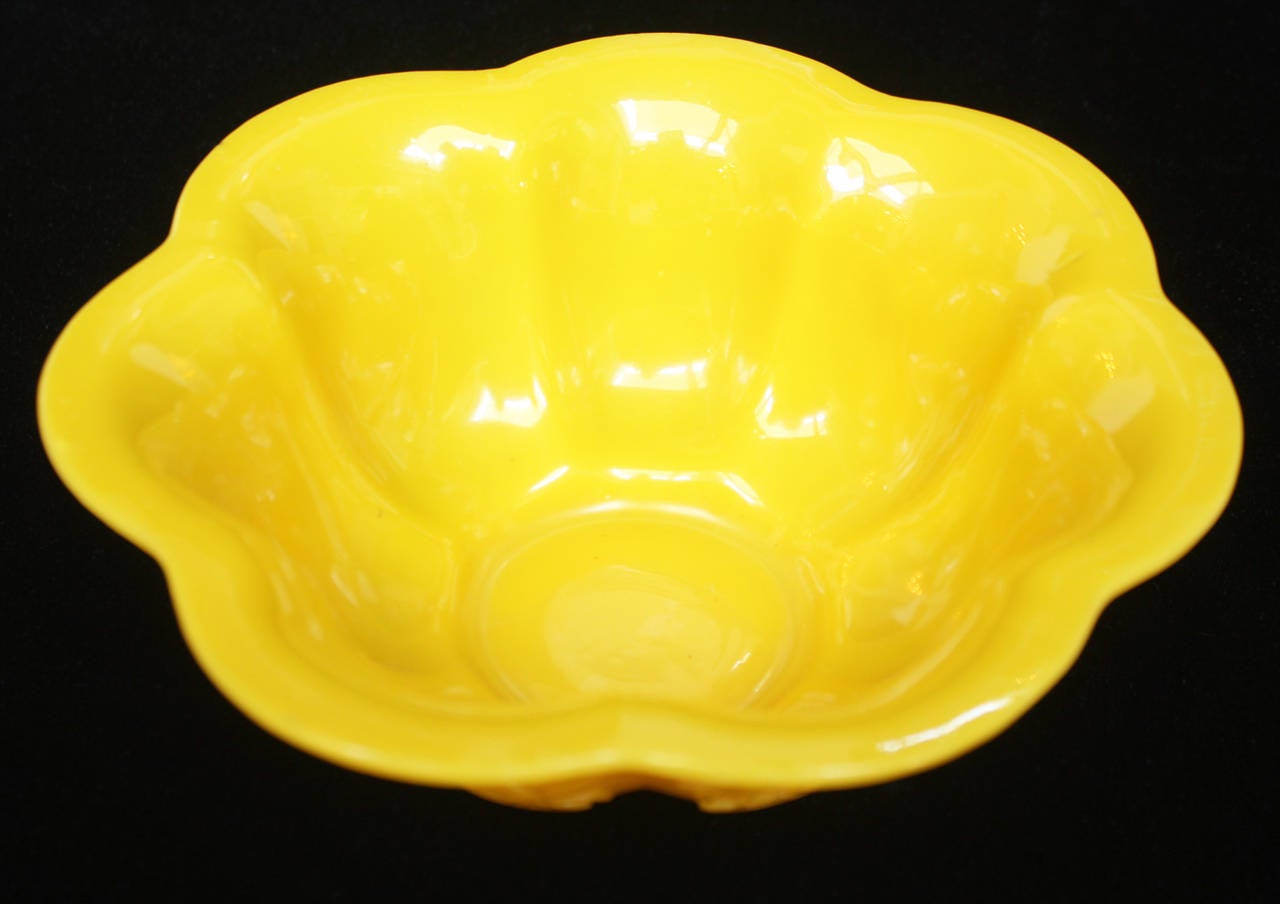 Chinese Yellow Peking Bowl on Stand