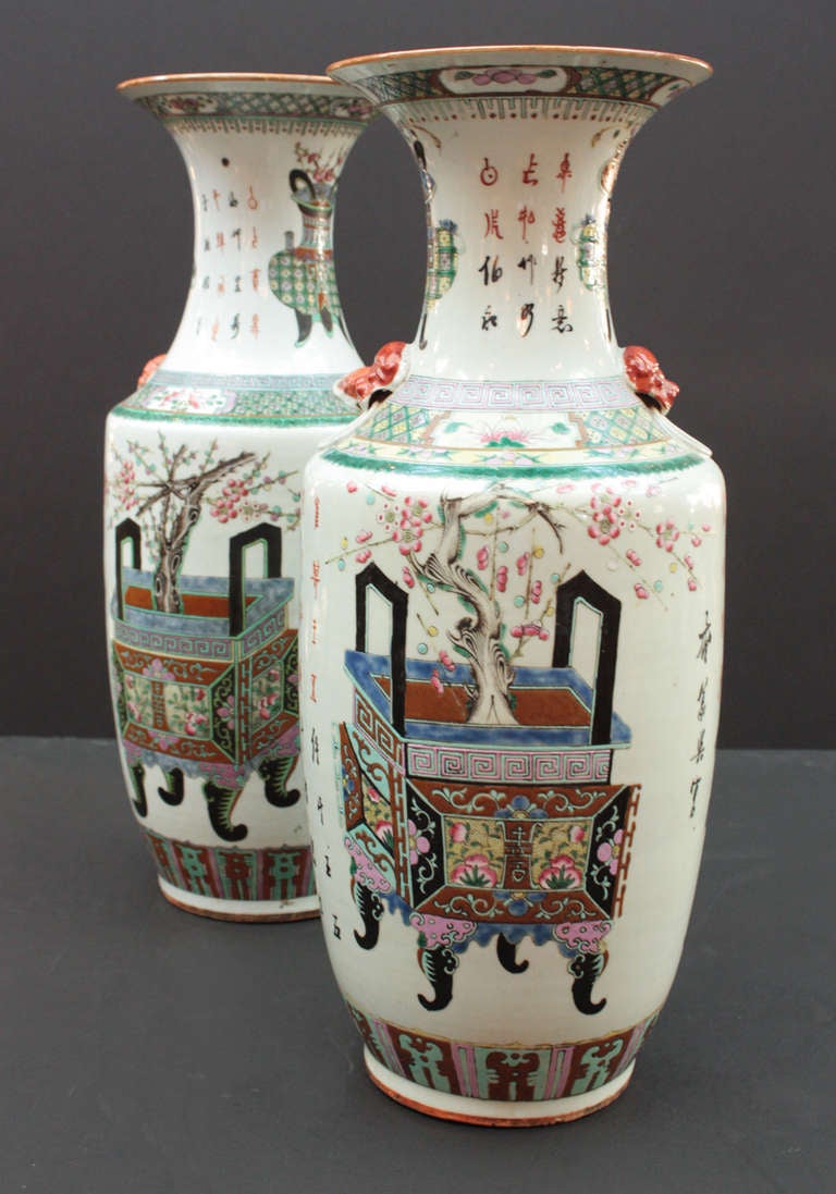 19th Century Chinese Painted Porcelain Vases In Good Condition In Dallas, TX