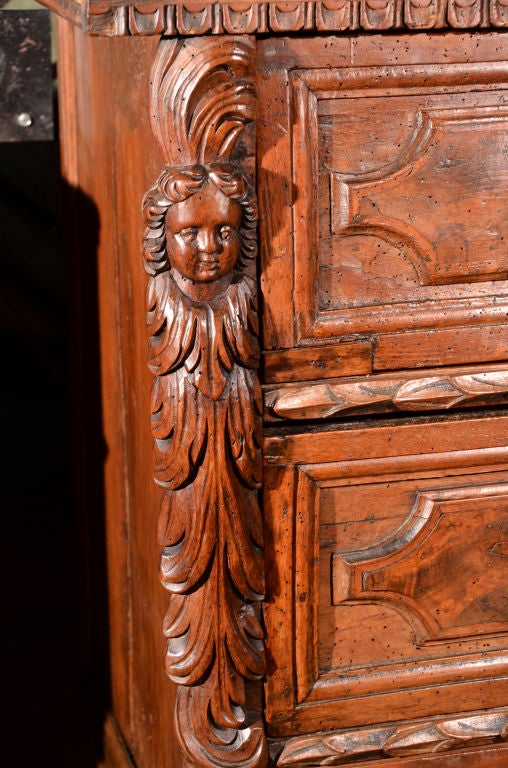 Rare 17th Century Italian Walnut Commode 1