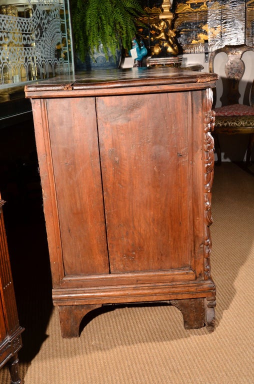 Rare 17th Century Italian Walnut Commode 3