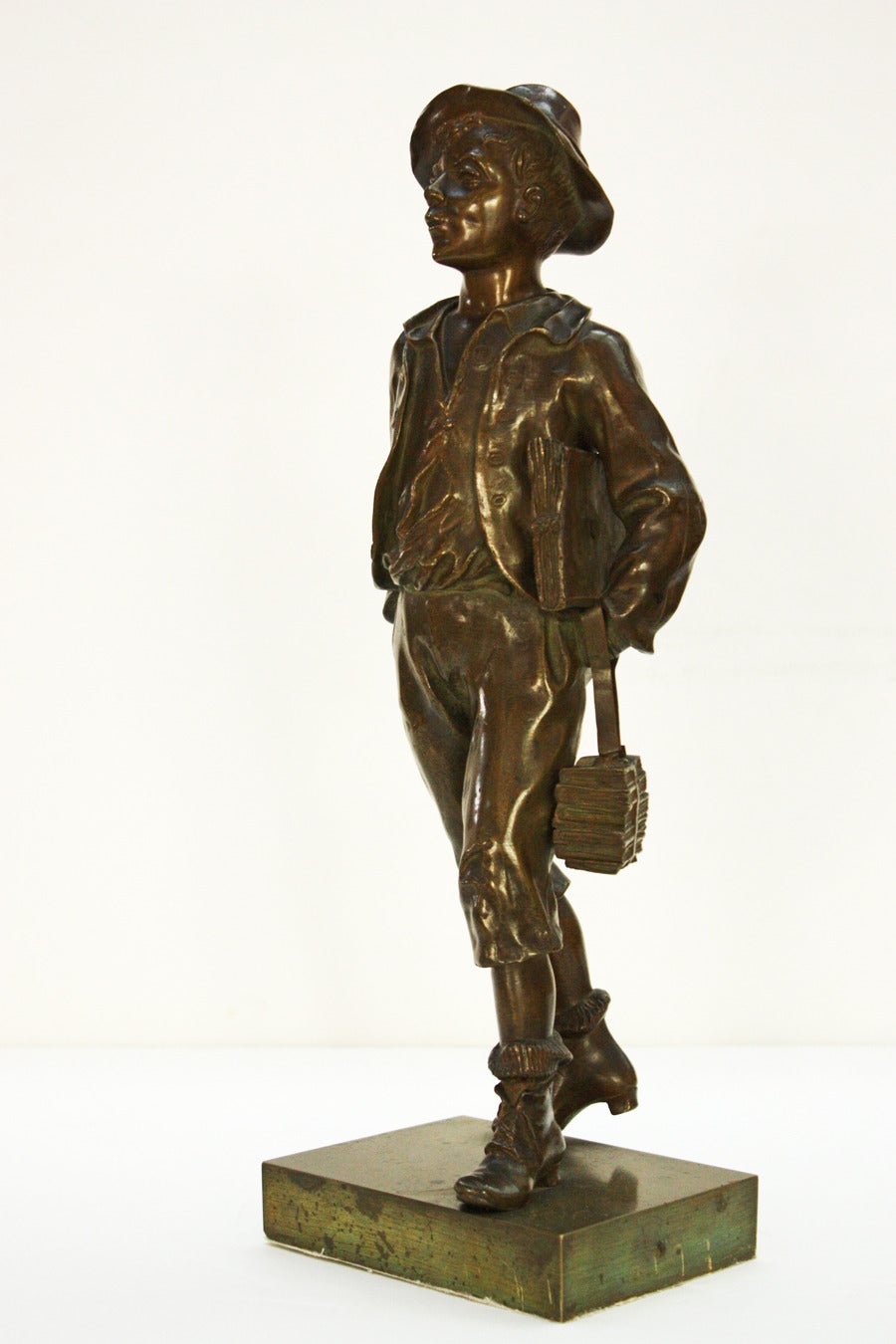 debut bronze sculpture