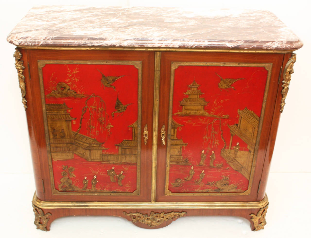 Louis XV Cabinet with Red Lacquer and Chinoiserie Decoration by Manheim