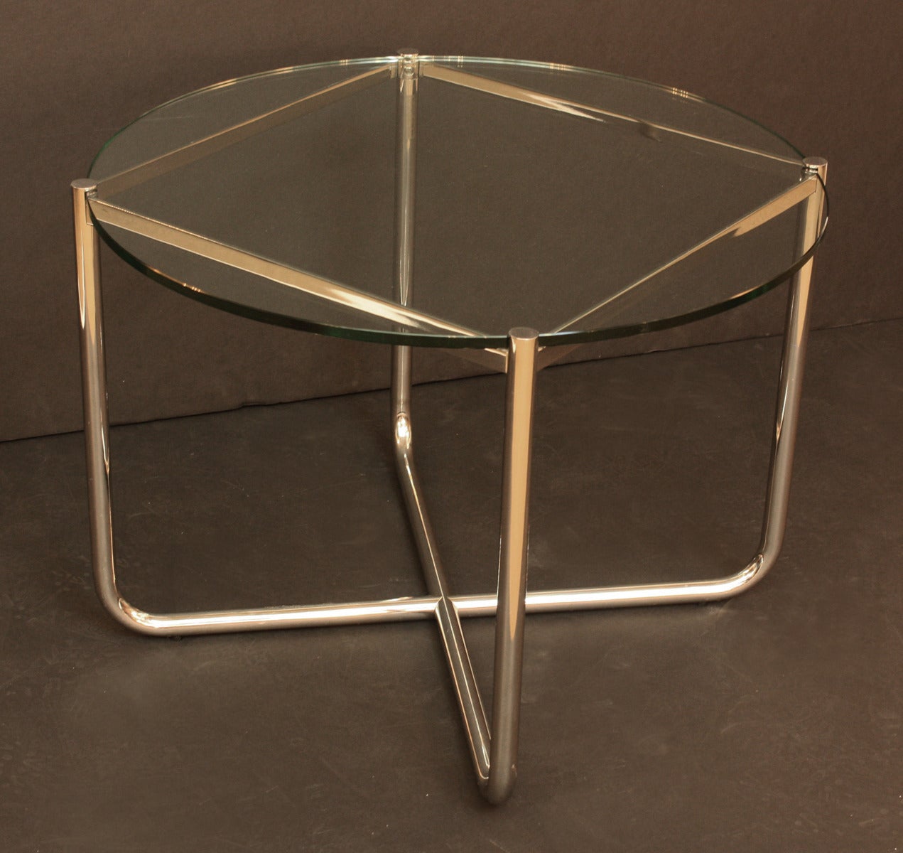 Bauhaus Mies van der Rohe's MR Side Table by Knoll