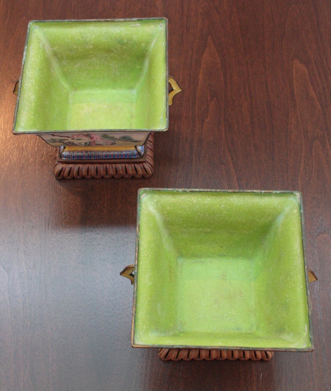 Pair of Chinese Enamelled Square Dishes In Fair Condition In Dallas, TX