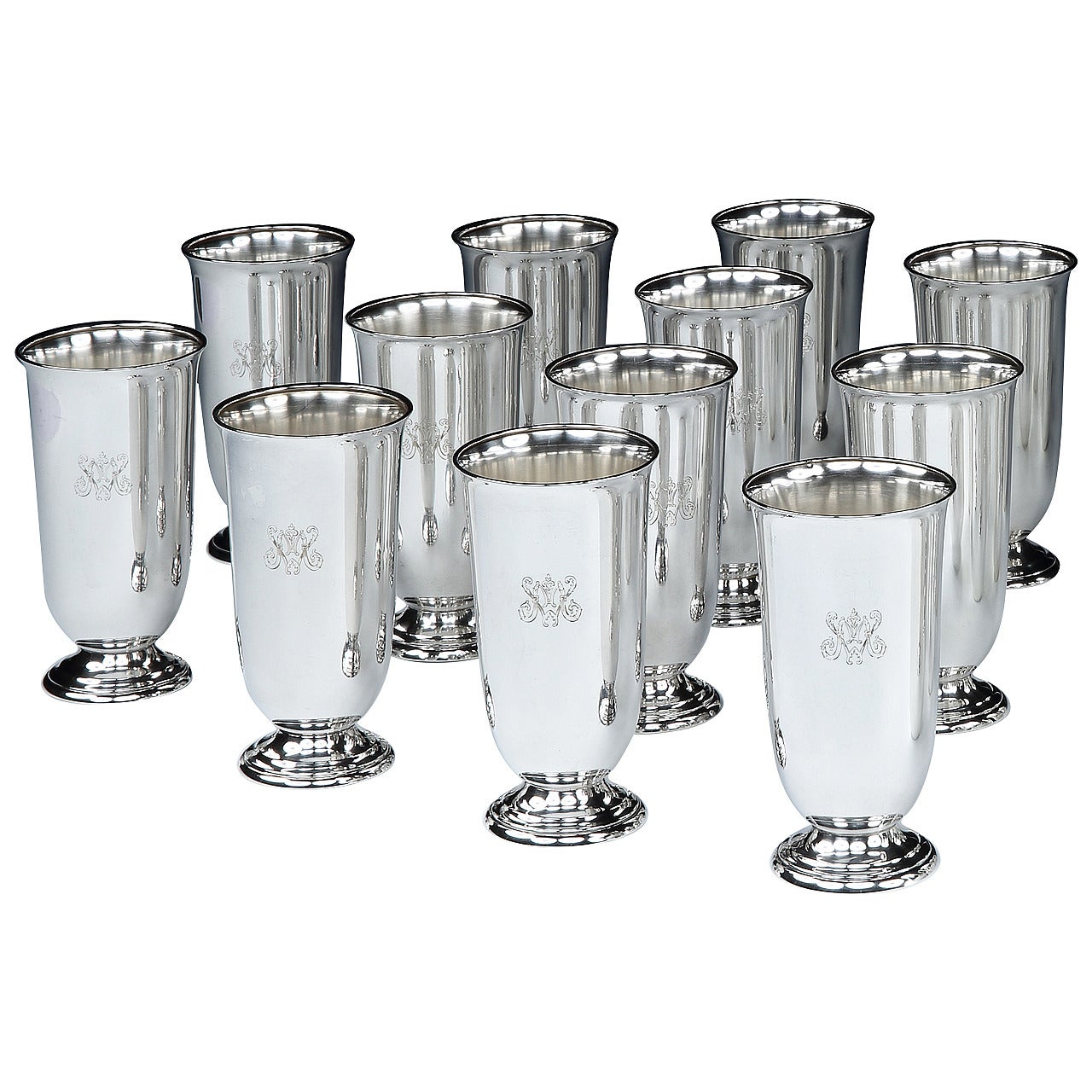 12 tasses ou gobelets à Julep en argent sterling