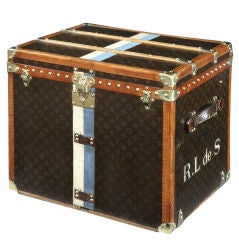 Louis Vuitton 'Cube' trunk (Argentine colours).