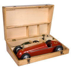 Early remote-control Maserati Tipo 4CL toy car, 1949 6