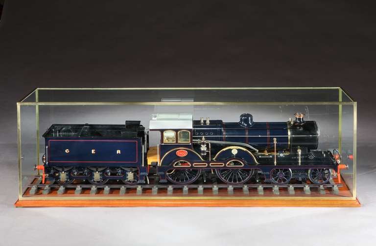 British 'Claud Hamilton'  Steam Engine Model - 63 inches long!