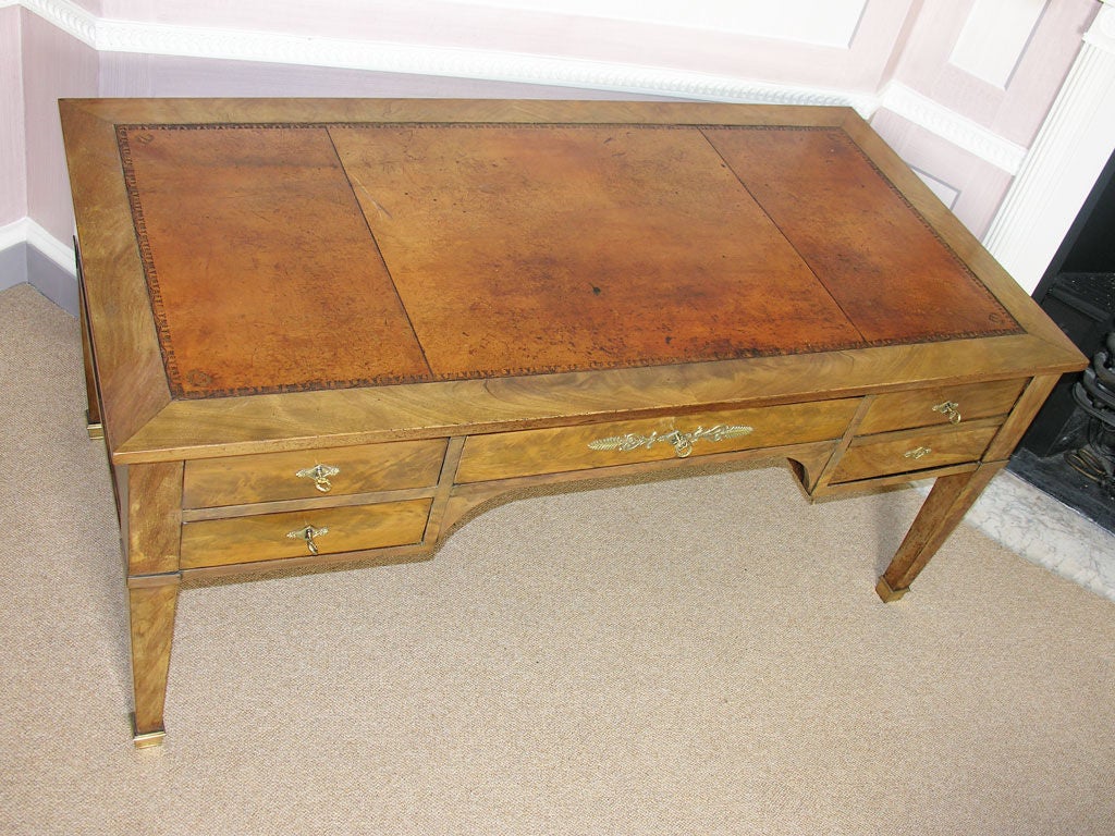 Bureau plat