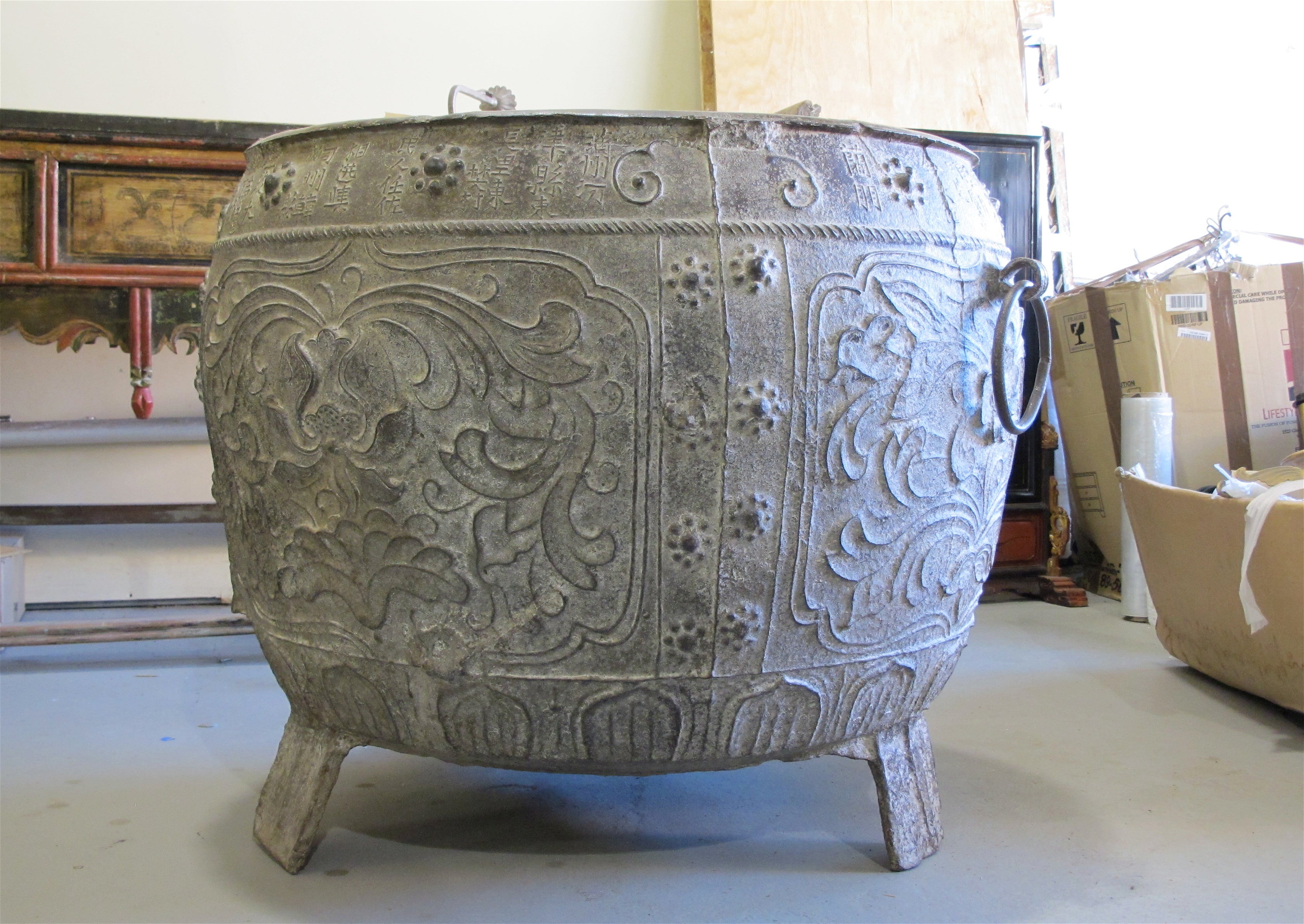 Large Cast Iron Censor from Ming Dynasty For Sale