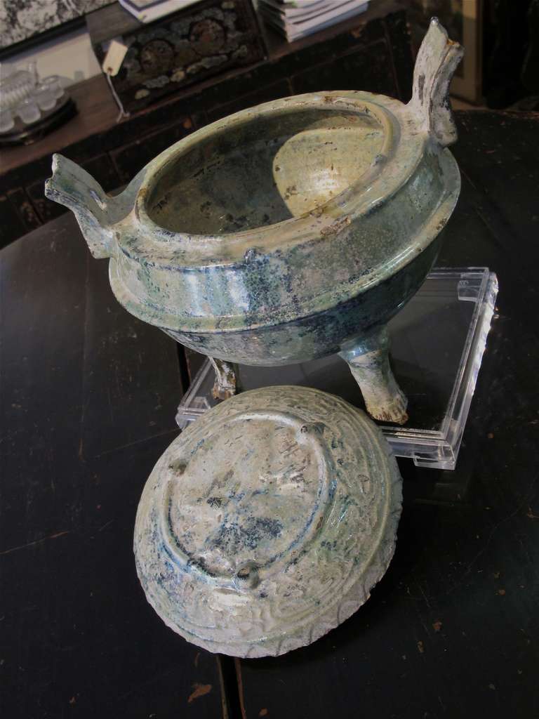 Two Glazed Pottery Items from Han Dynasty 5