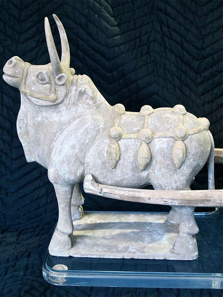 Excellent Terracotta Bull and Cart from Northern Wei Period  (386-535 A.D.0) For Sale 3