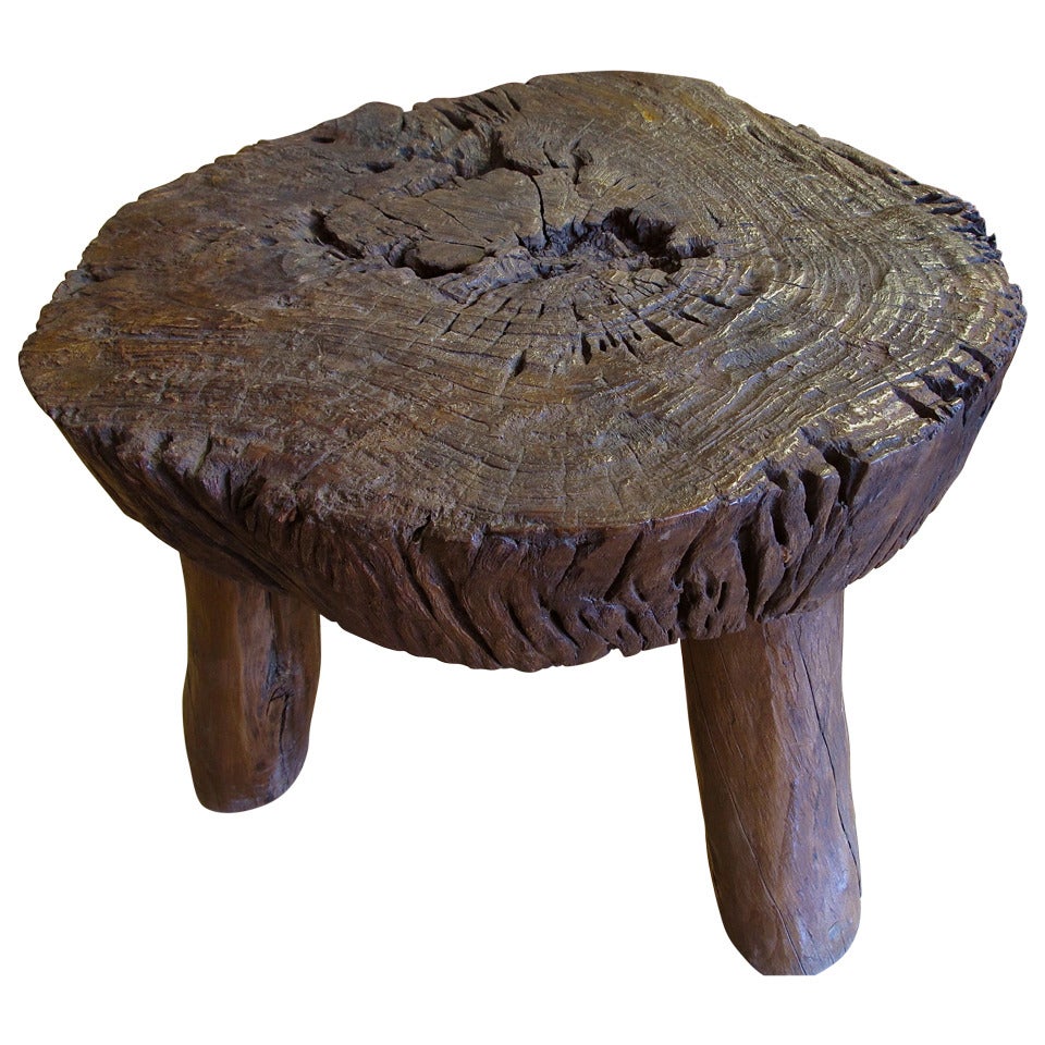 Old Tribal Round Table