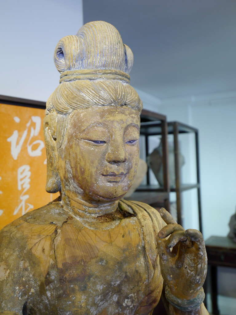 17th Century Wooden Sculpture of Guanyin 1