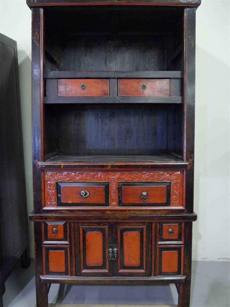 19th Century Storage Armoire from Southern China For Sale 1
