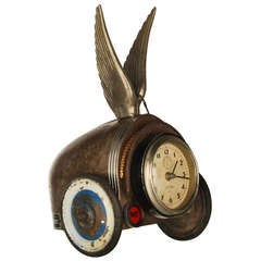 Vintage Hot Wings Art Clock