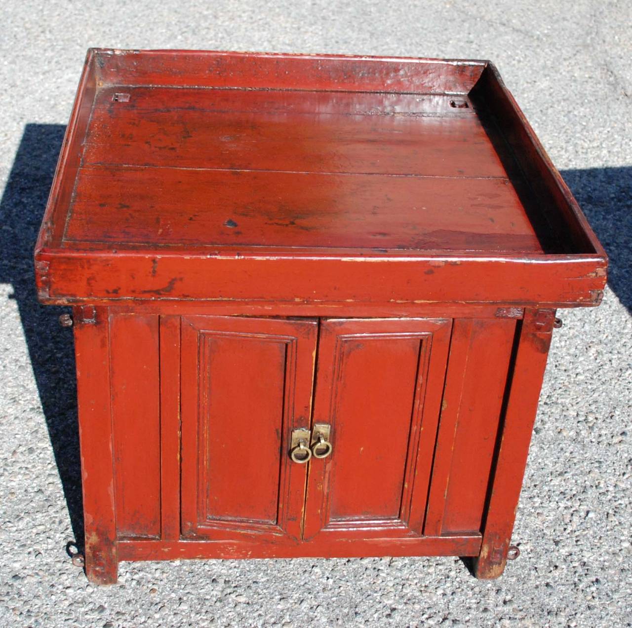 Chinese Peddler's Tray Table In Good Condition In Pasadena, CA