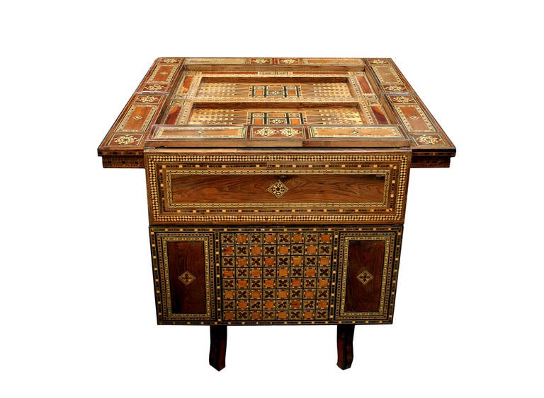 Early 20th Century Syrian Game Table In Good Condition In Pasadena, CA